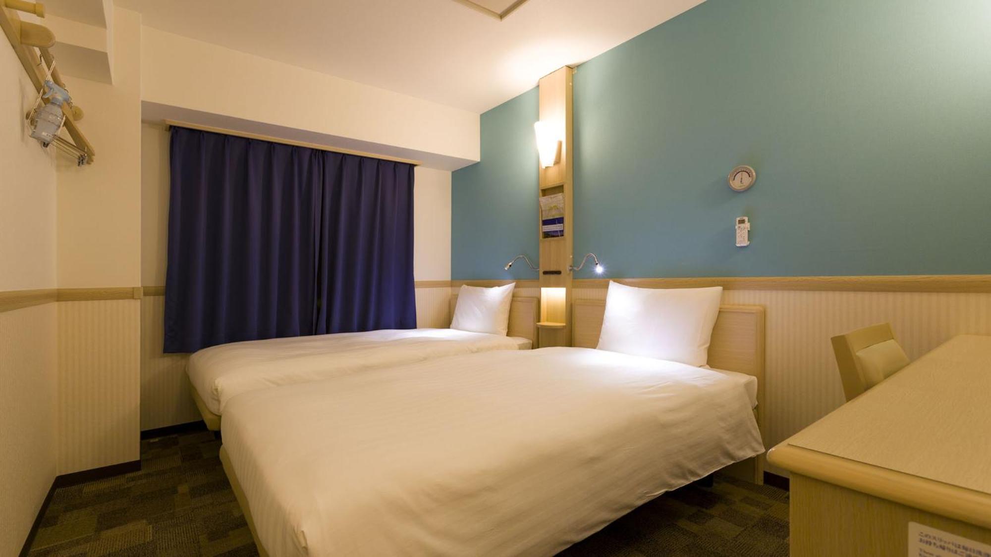 Toyoko Inn Shiki Eki Higashi Guchi Номер фото